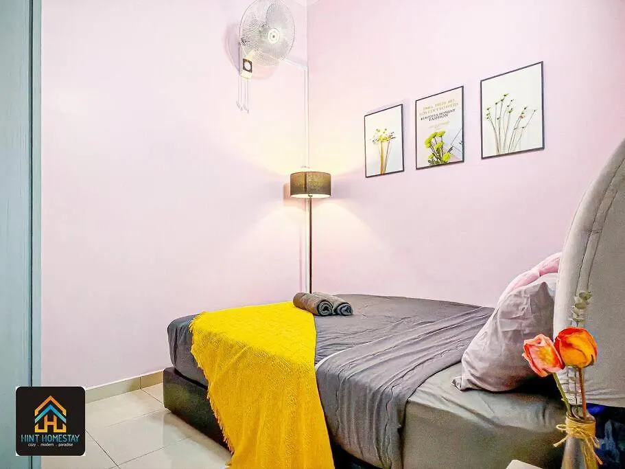 Holiday home Pool,Tvbox,Landed,5 Min Aeon,Bukit Indah,Legoland Villa Johor Bahru