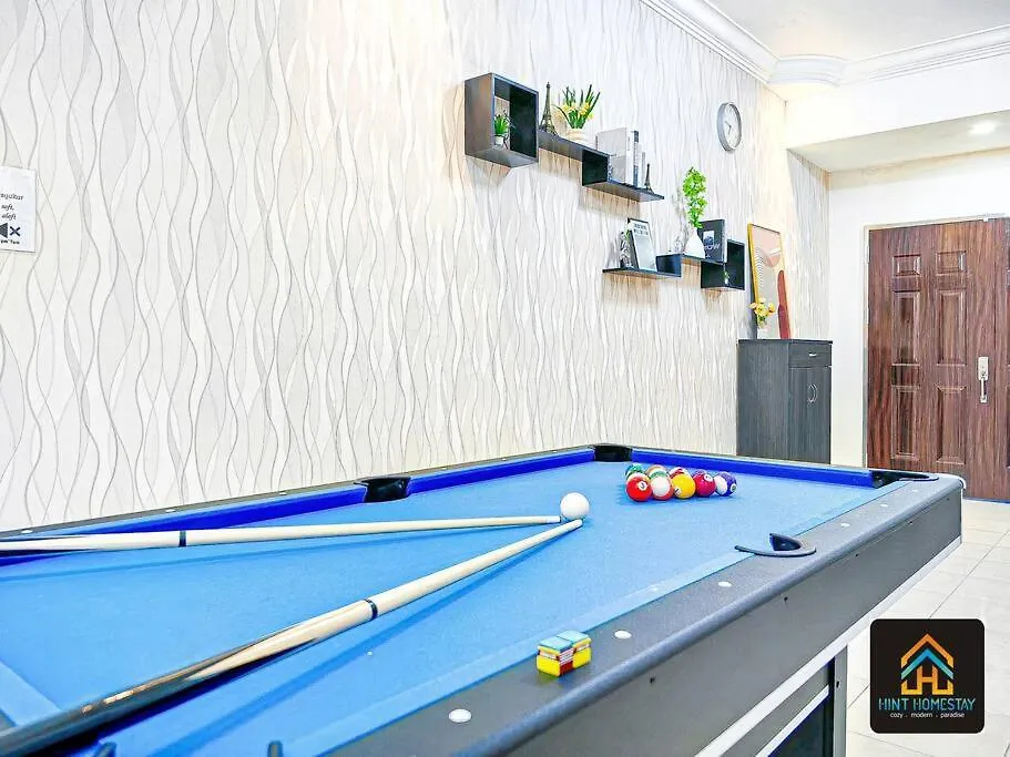 Holiday home Pool,Tvbox,Landed,5 Min Aeon,Bukit Indah,Legoland Villa Johor Bahru